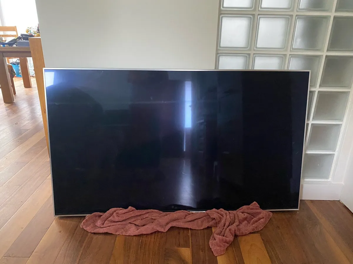 Tv - Image 1