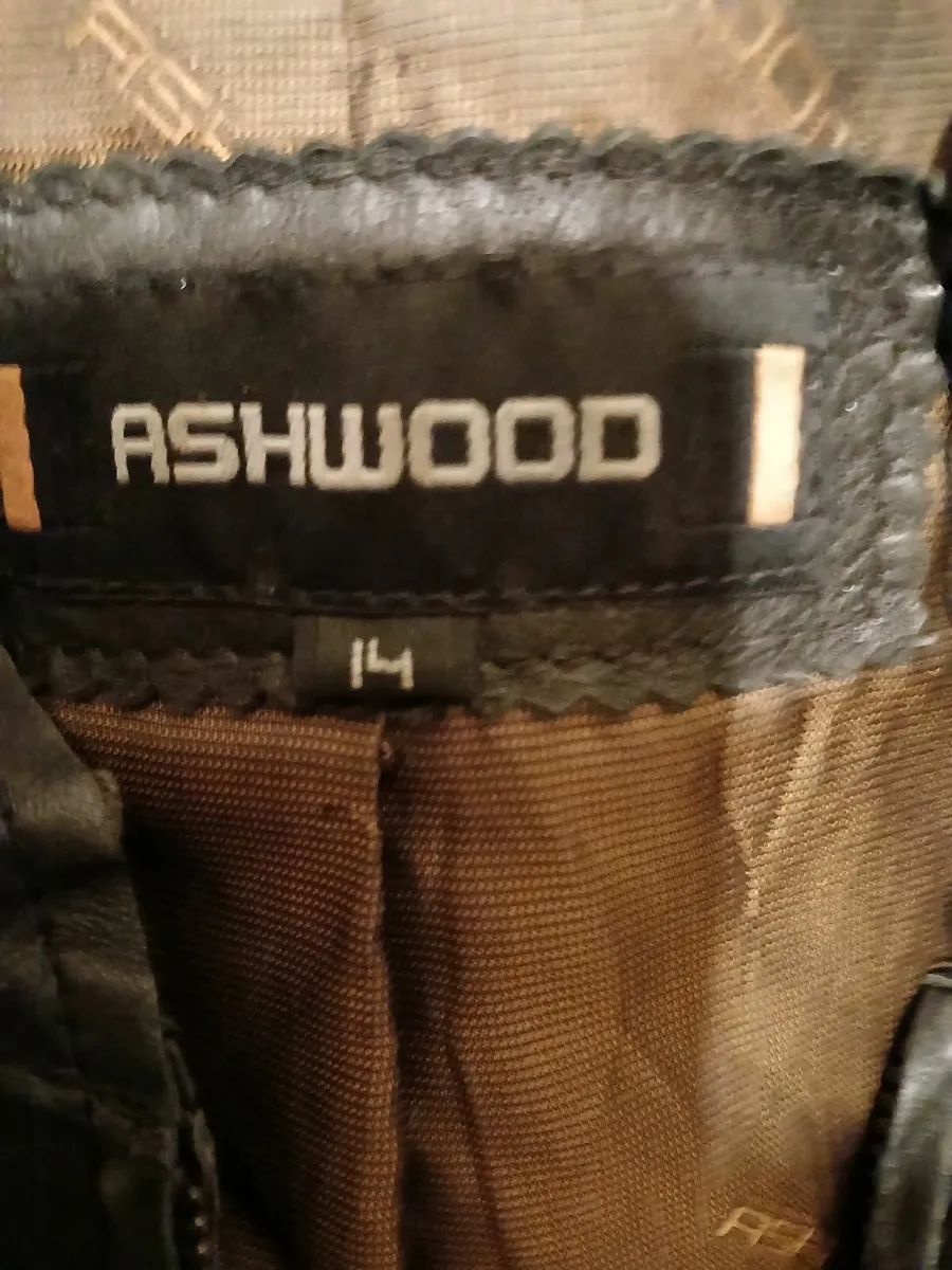 Vintage leather Jacket Ashwood - Image 4