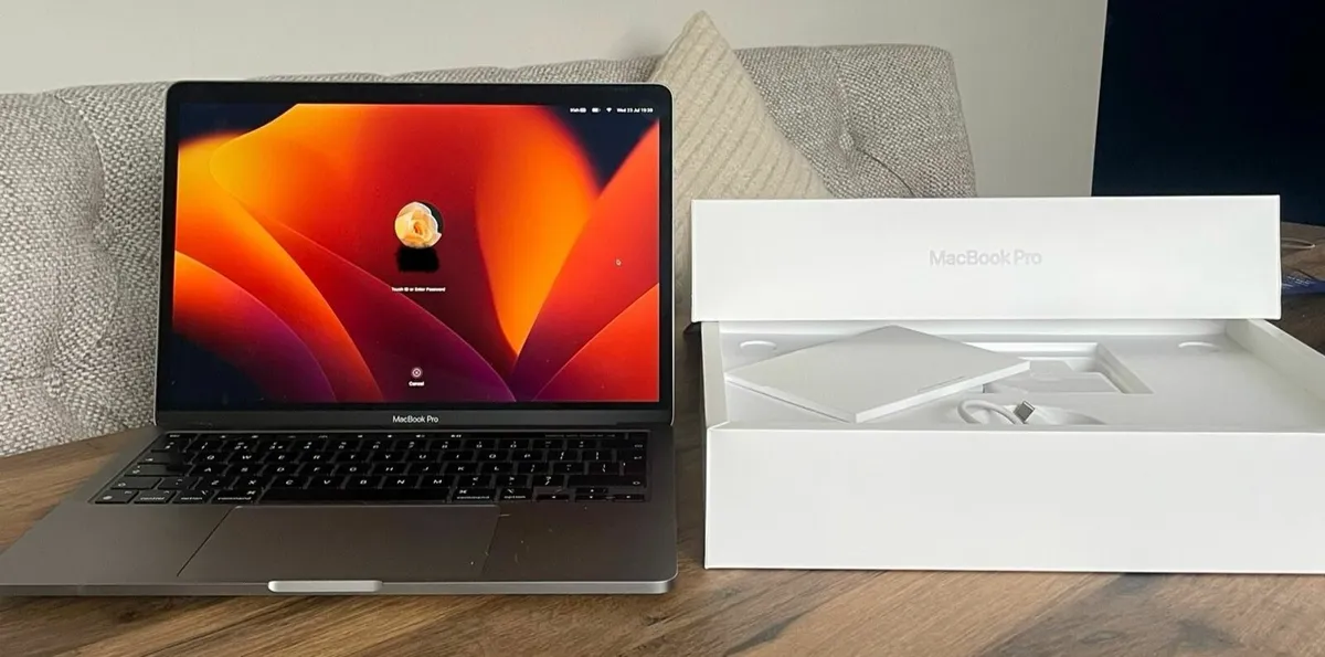 MacBook Pro M2 | 8GB | 512GB SSD - Image 1
