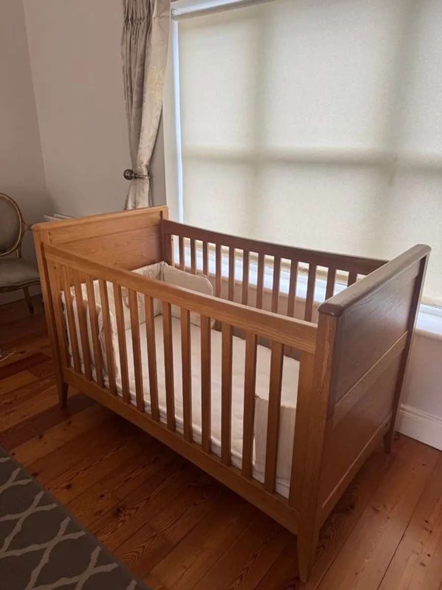 Mamas & Papas Cot Bed - Image 3