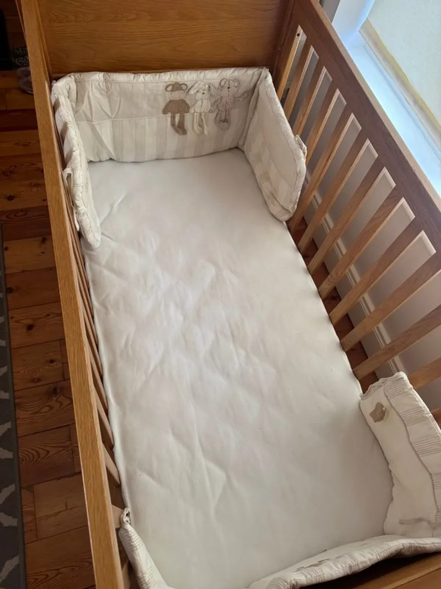 Mamas & Papas Cot Bed - Image 4