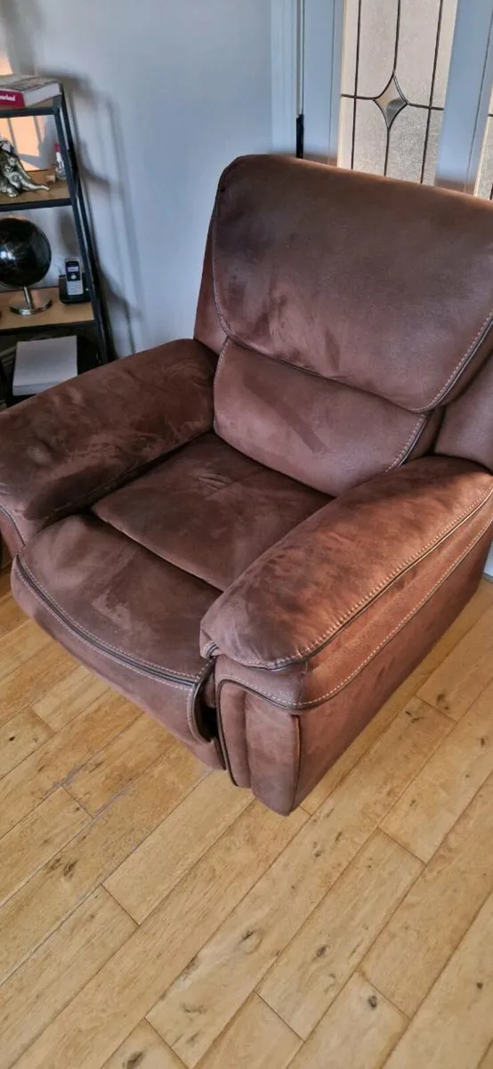 3 Piece Sofa set - Image 4