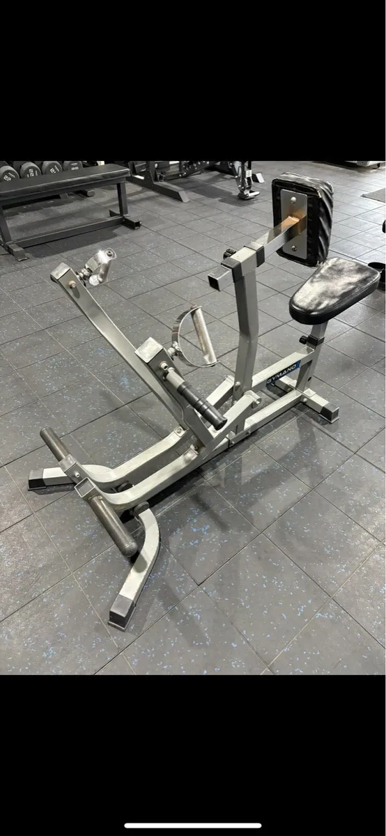 💥Gymano Plate Loaded Seated Row - €300 💥 - Image 3
