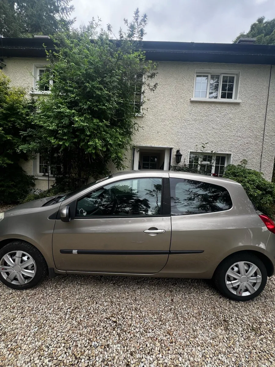 Renault clio - Image 4