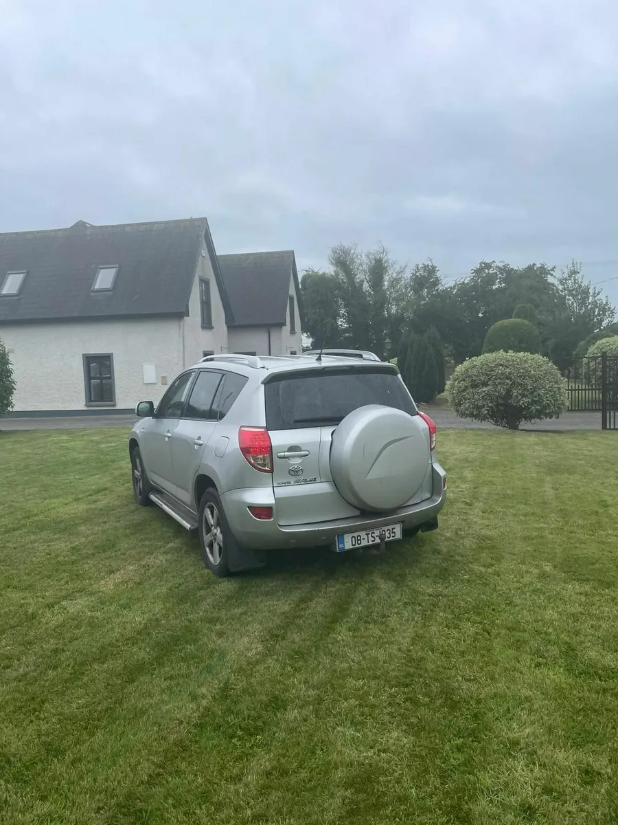 Toyota RAV4 2008 - Image 1