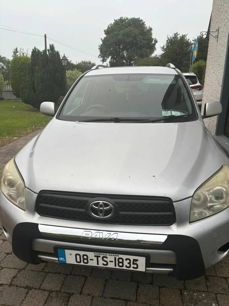 Toyota RAV4 2008 - Image 2