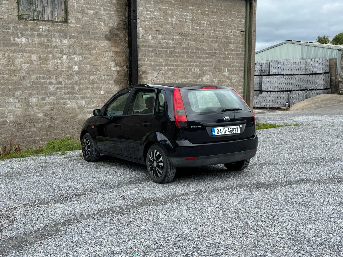 Ford fiesta LX - Image 4