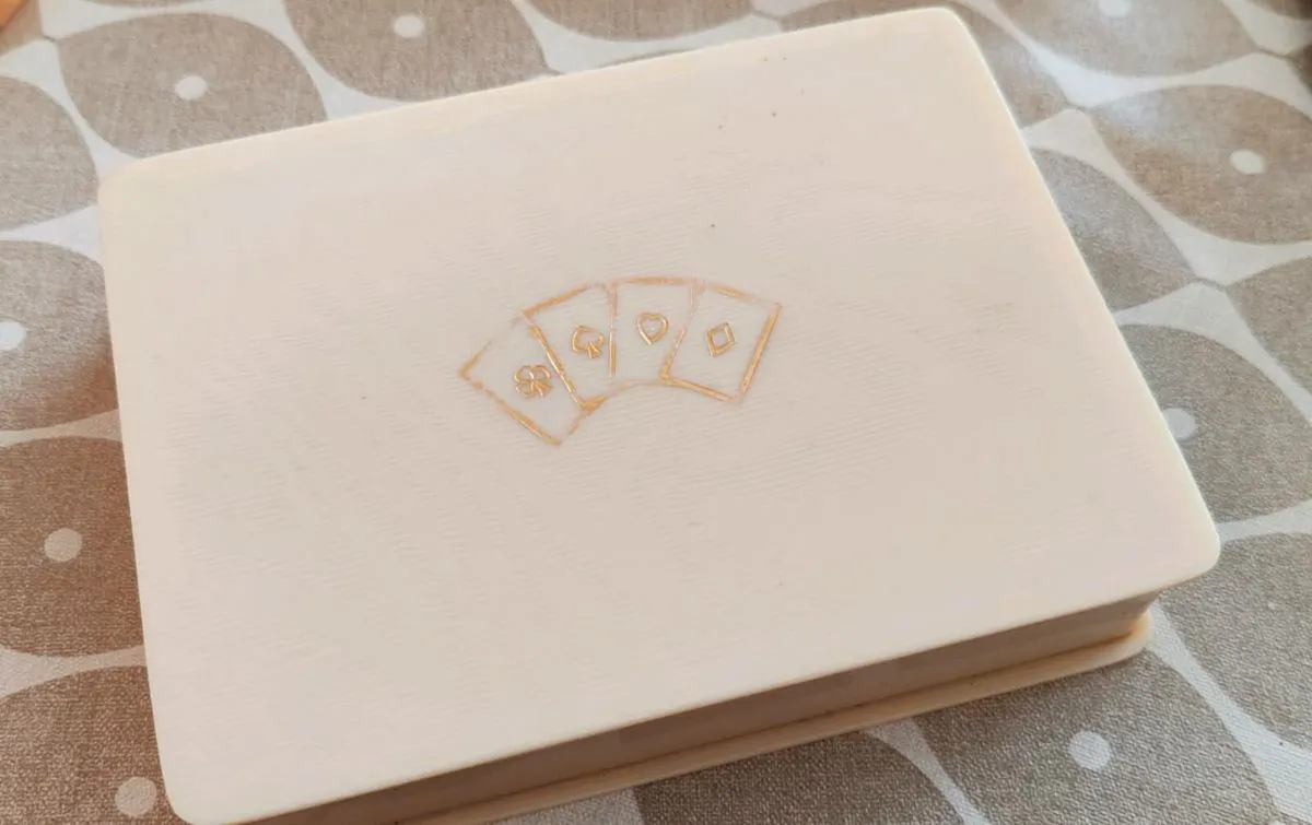 Vintage card box with cards - Image 1
