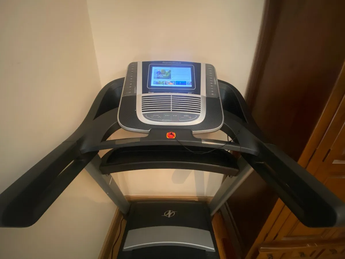 Nordictrack S45i Treadmill - Image 1