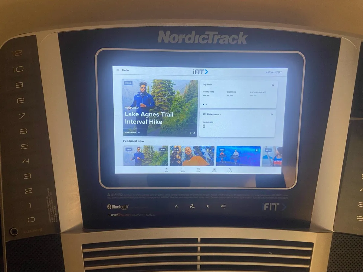 Nordictrack S45i Treadmill - Image 2