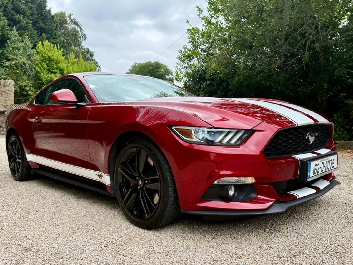 Ford Mustang Fastback 2.3 Manual - Image 1