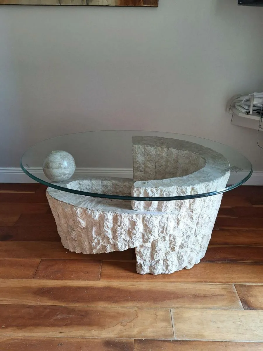Coffee table - Image 1