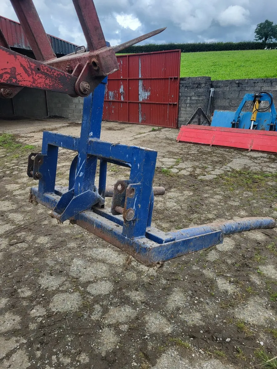 Single bale lifter - Image 2