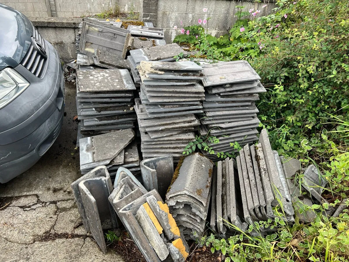 Concrete roof tiles