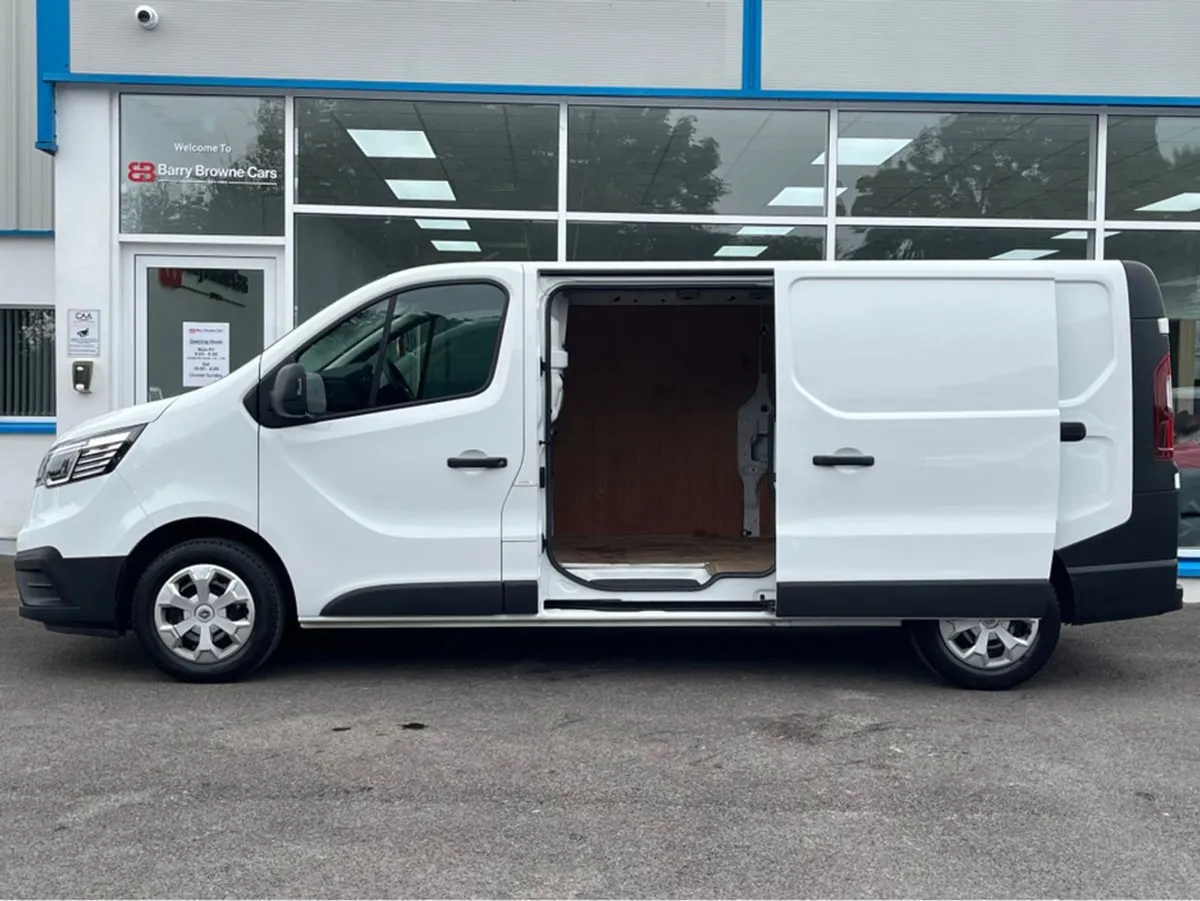 Renault Trafic Ll30 Blue DCI 130 Busin Business P - Image 4