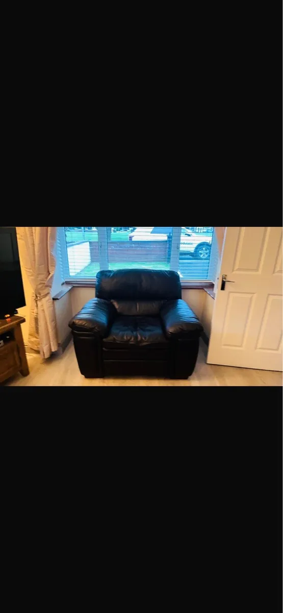 1 seater & 3 seater couch for sale - Image 1