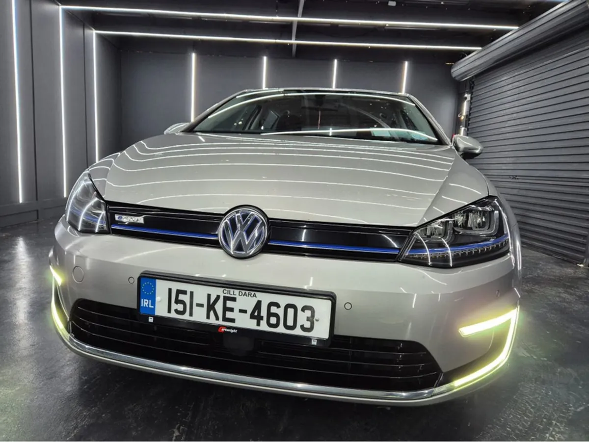 Volkswagen Golf 115bhp 5DR Auto E-golf - Image 3