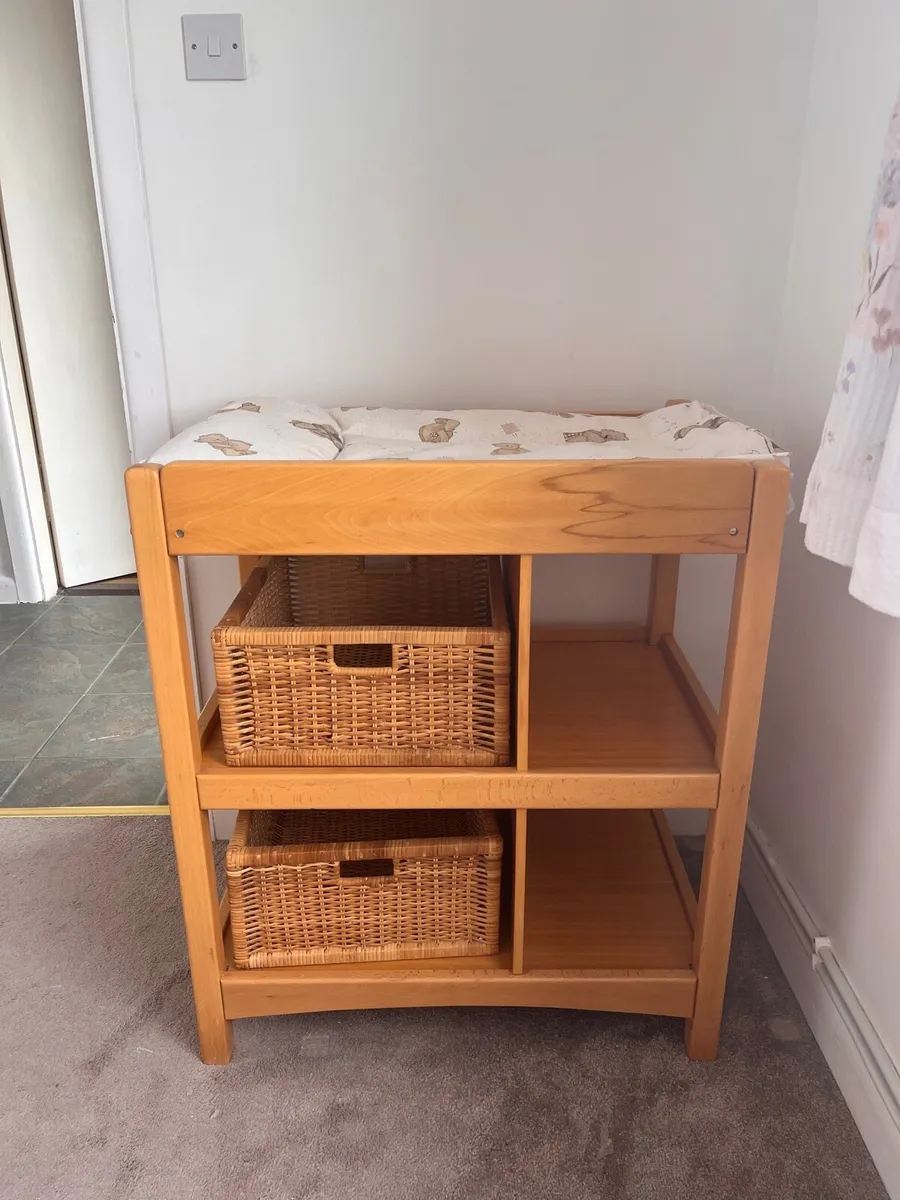 Mamas and Papas Changing table - Image 1