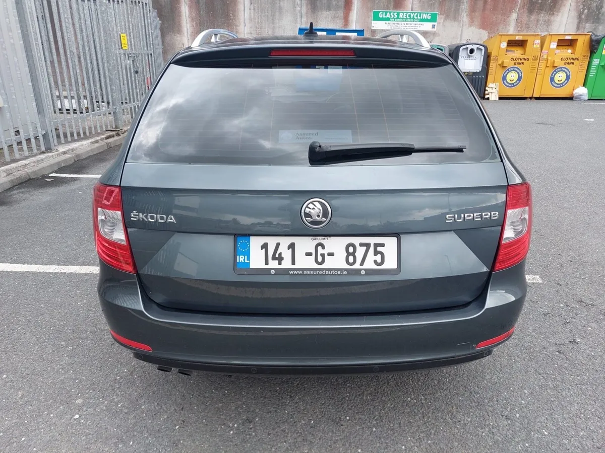 Skoda Superb Estate - Image 4