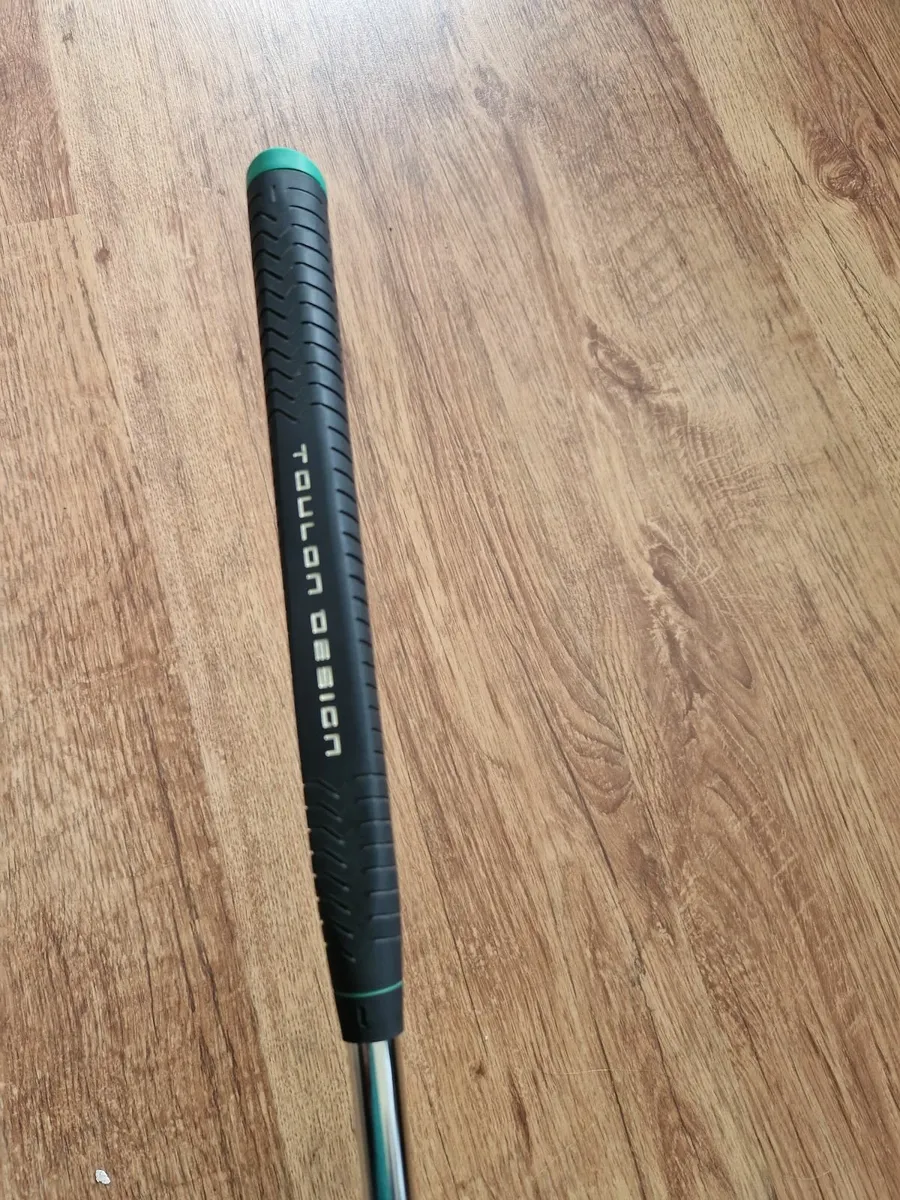 Odyssey Blade Long Island Putter - Image 4