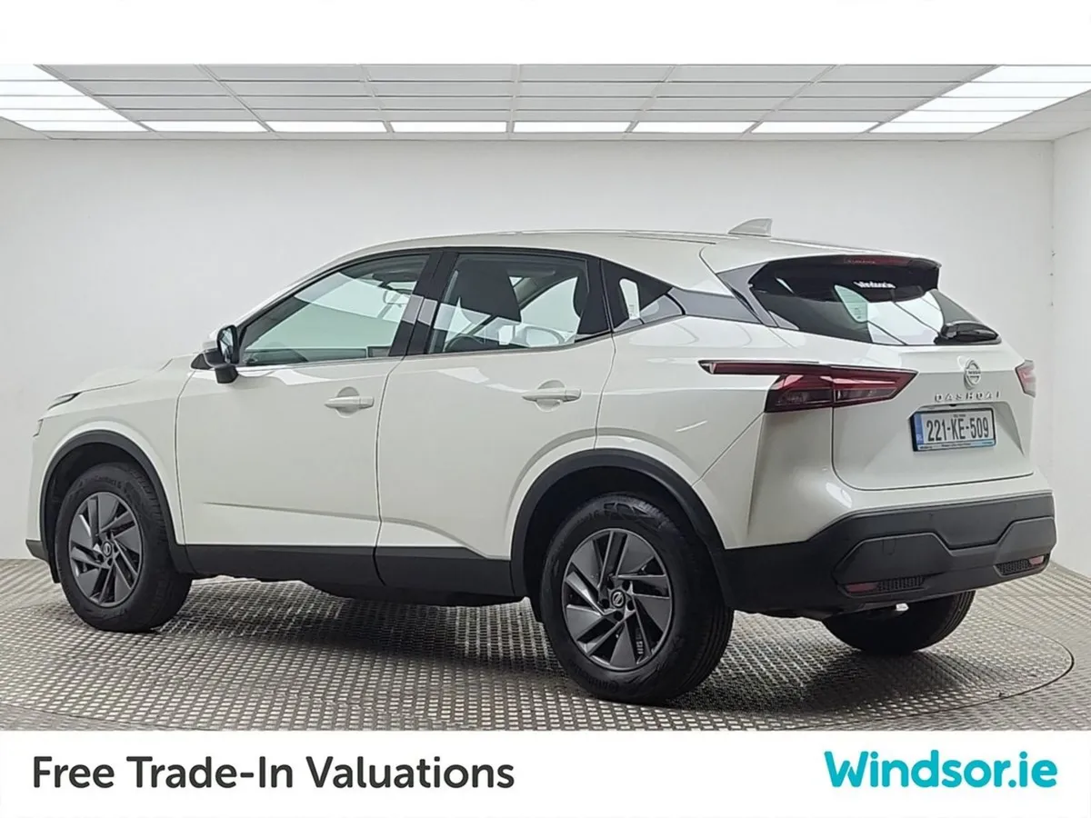 Nissan QASHQAI 1.3 PET Mild Hybrid SV - Image 4