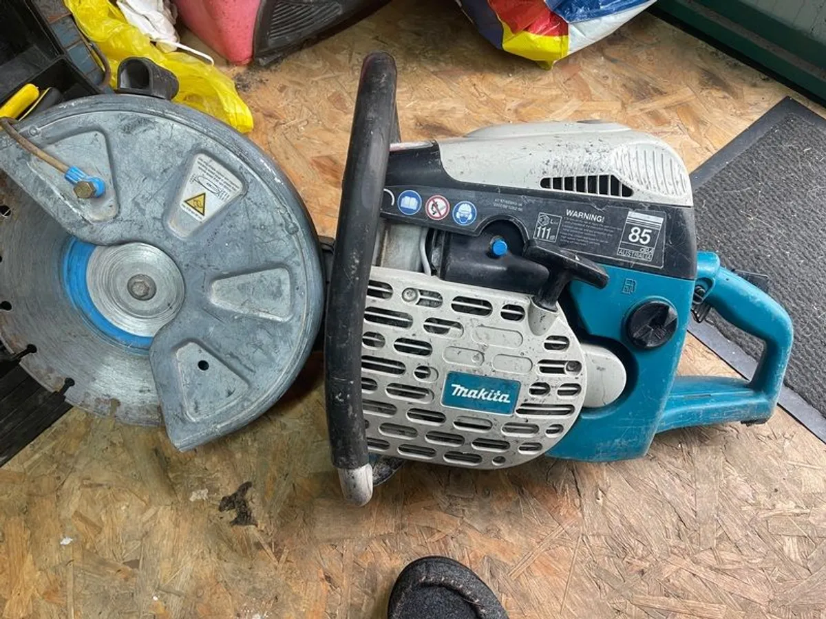 Makita consaw with diamond blade - Image 1