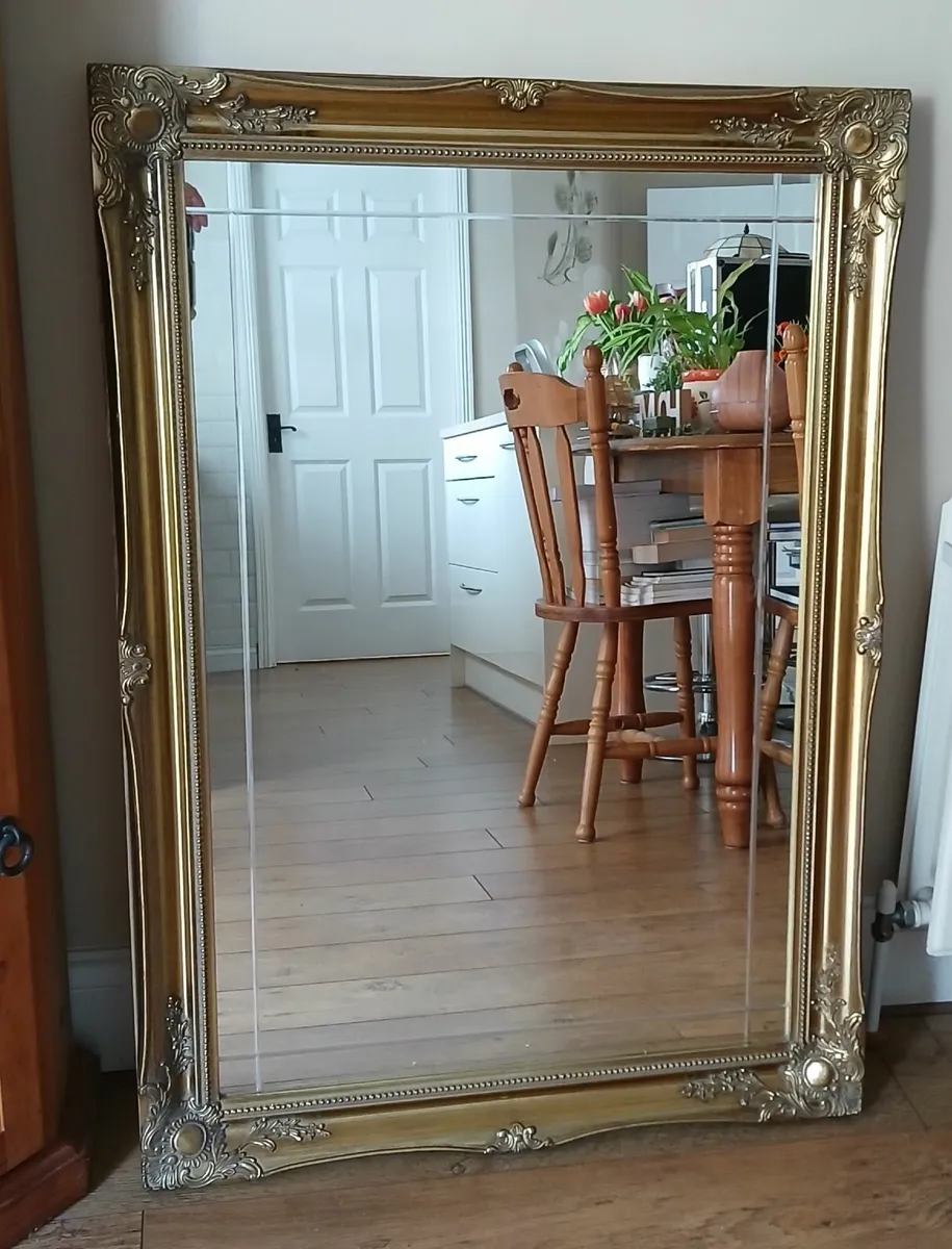 Mirror - Image 1