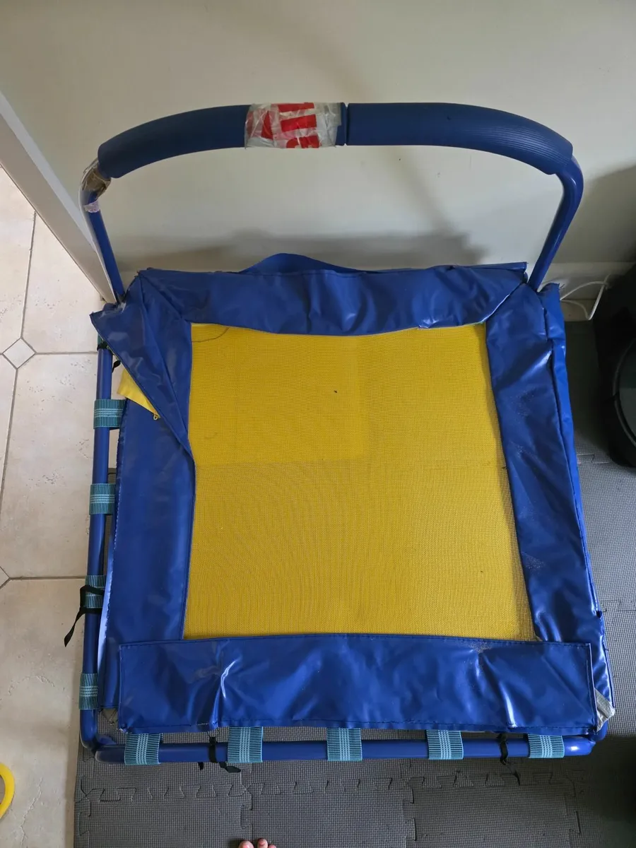 Trampoline small for children - Image 2