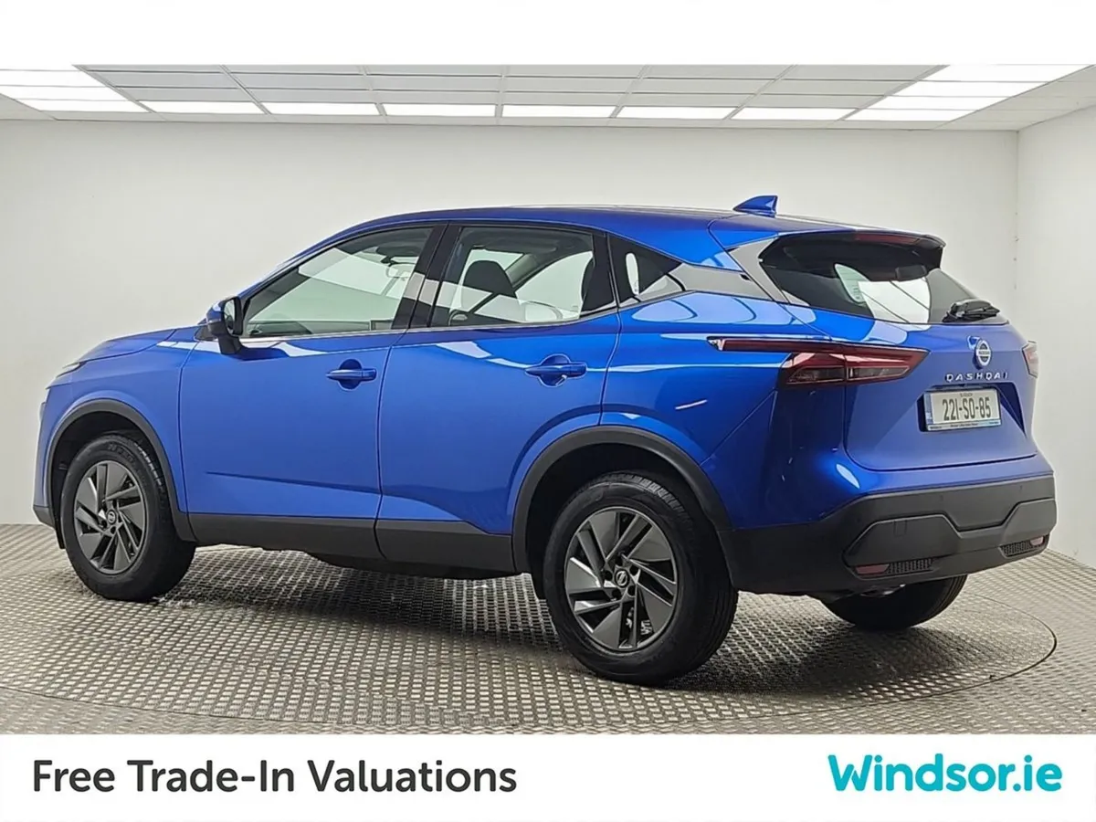 Nissan QASHQAI 1.3 PET Mild Hybrid SV - Image 4