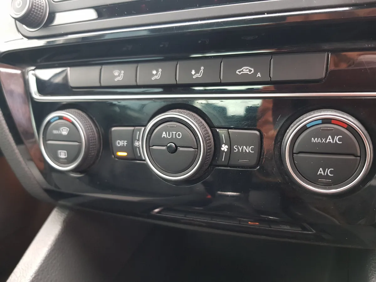 Volkswagen Jetta Highline, Fresh NCT, low milage, - Image 4