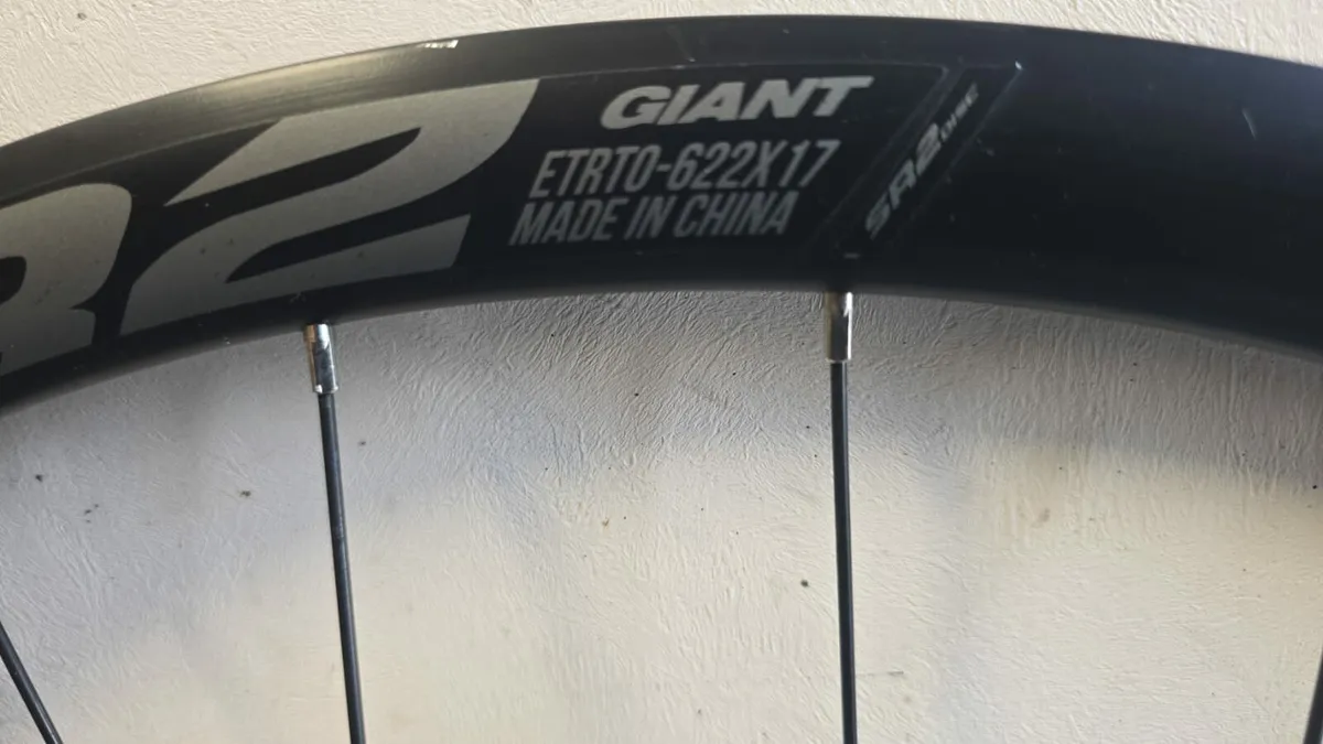 700x28 wheels - Image 2