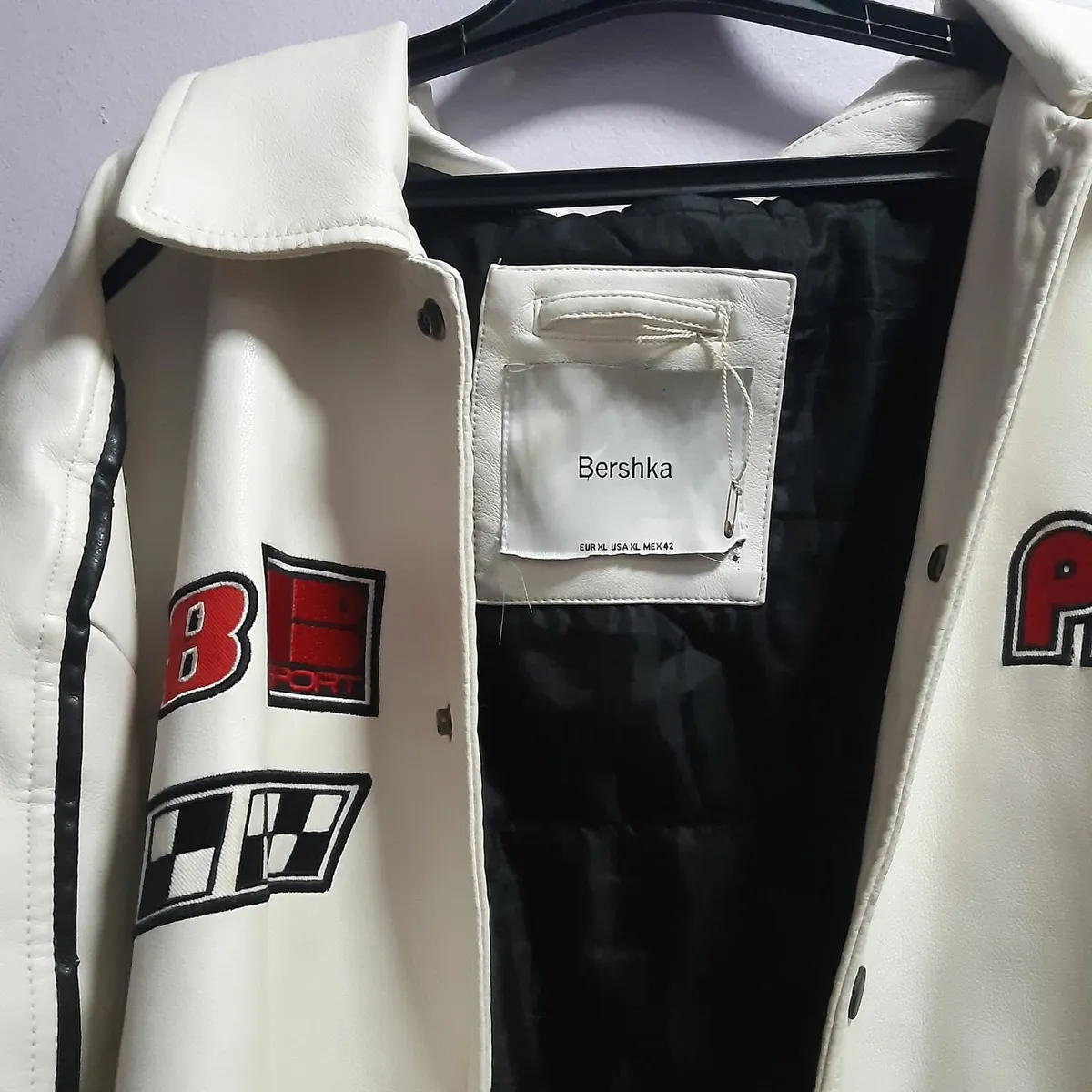 Men's Berska Jacket - Image 2