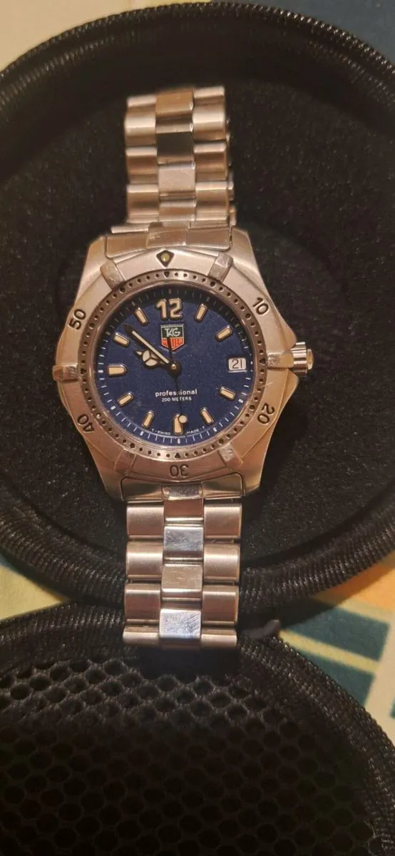 Tag Heuer 2000 professional - Image 1