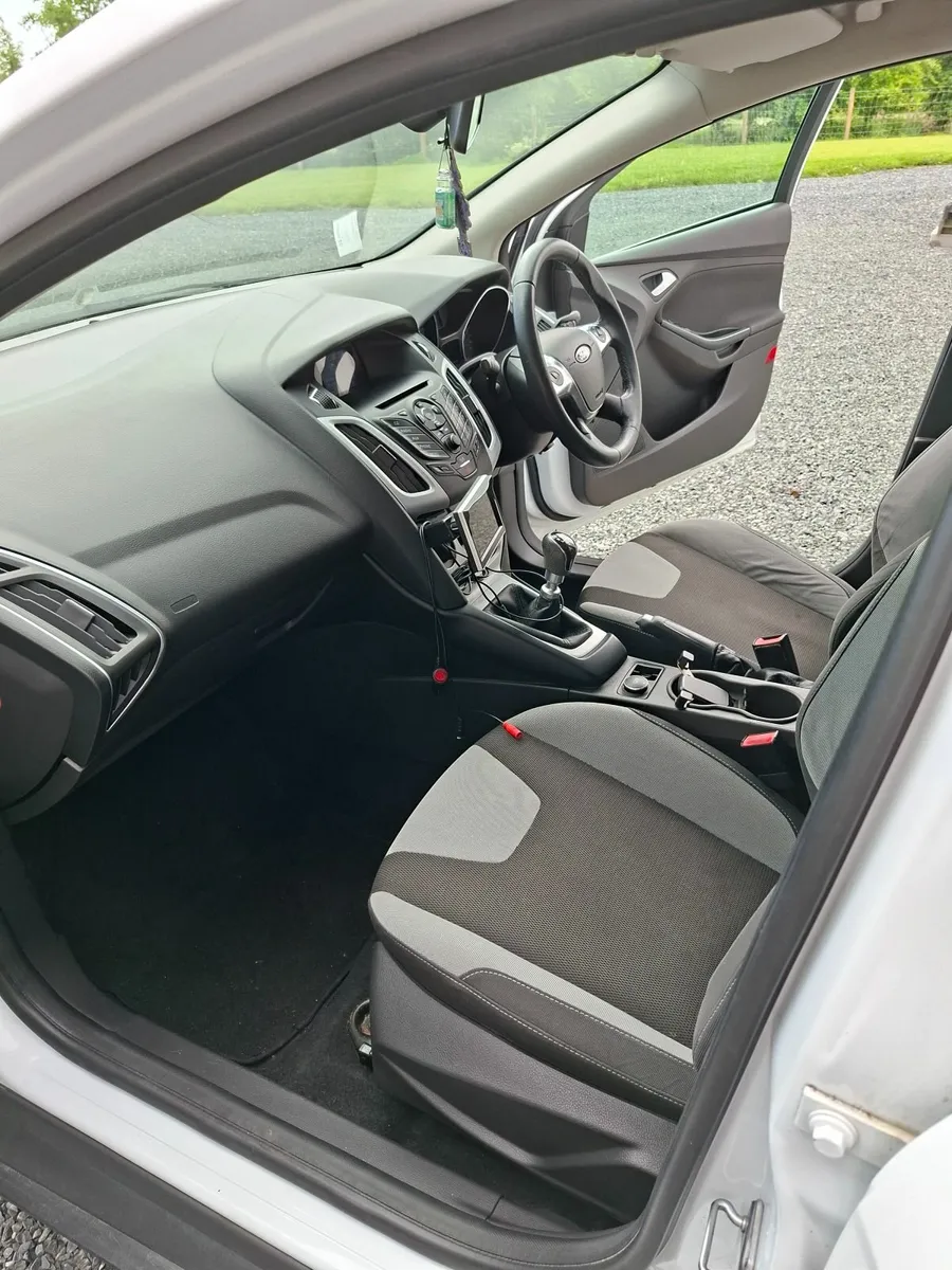 Ford Focus 2014 - Image 3