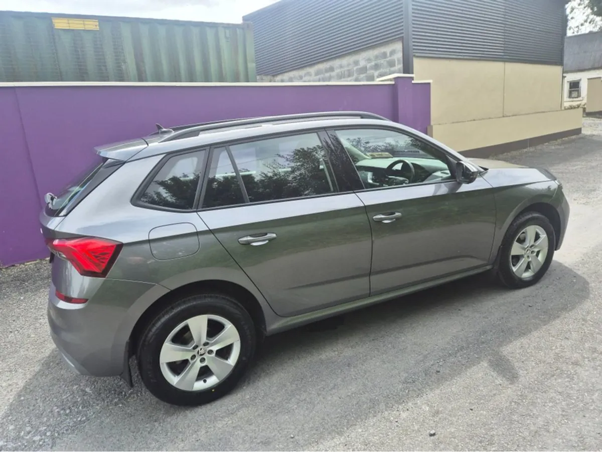 Skoda Kamiq Ambition 1.0 TSI 95bhp 5DR - Image 3