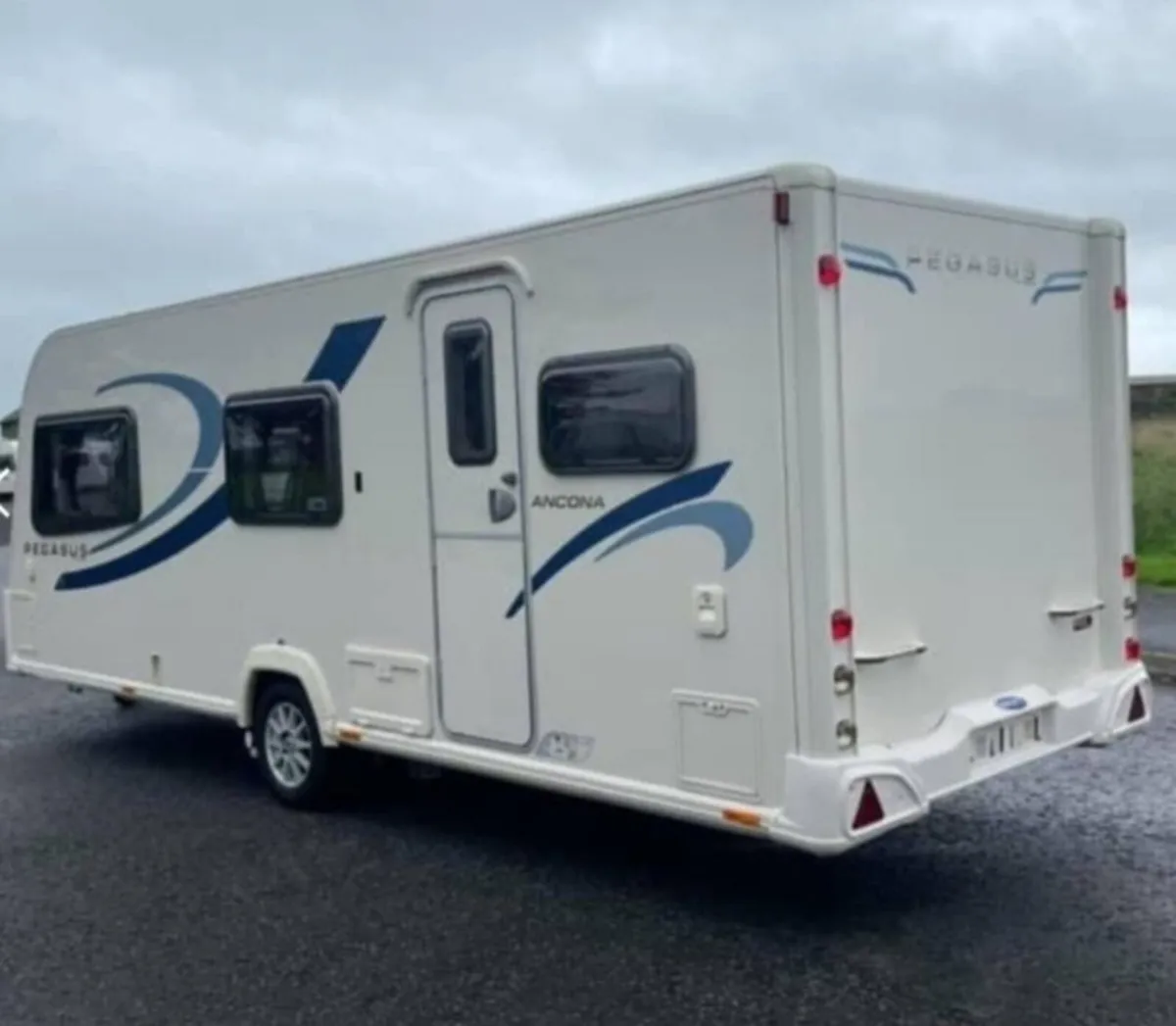 2011 Baliey Pegasus 6 Berth with fixed bunkbeds - Image 3