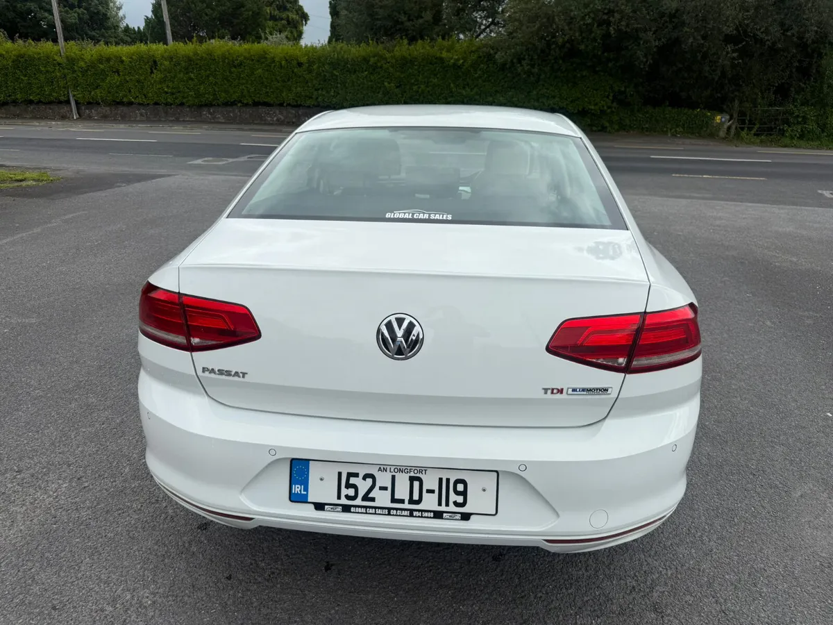 Volkswagen Passat 2015 1.6 TDI COMFORT LINE - Image 4