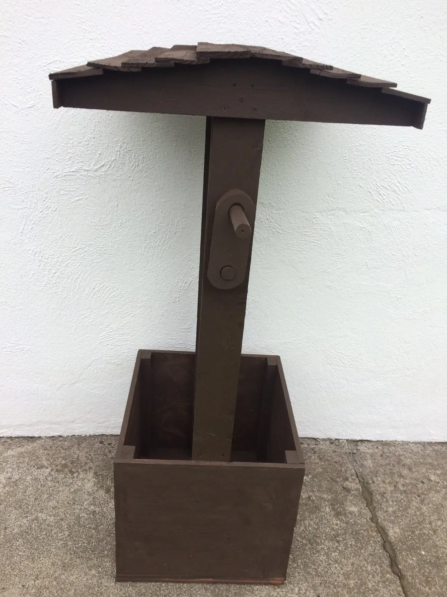 NEW Wishing Well Planter - Image 1