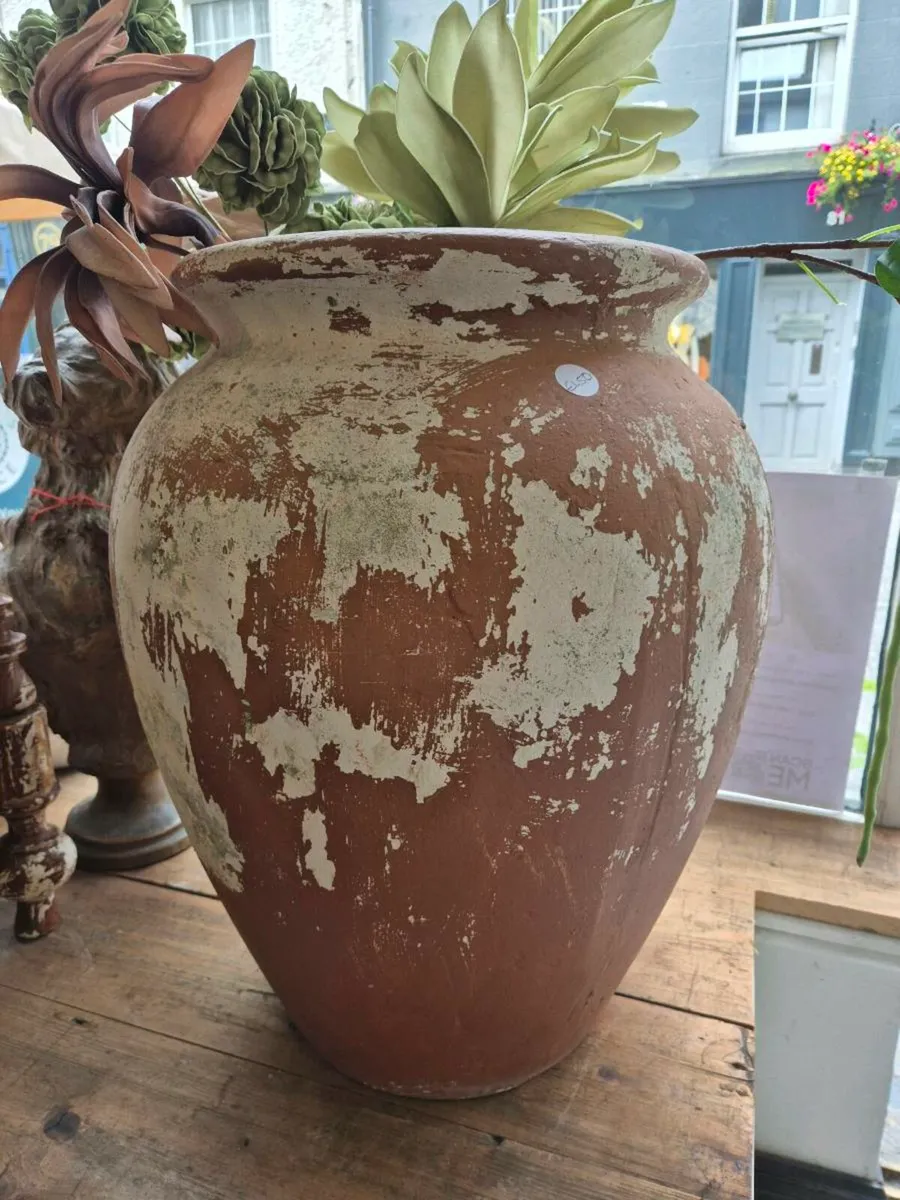 Lovely old olive pots - Image 2