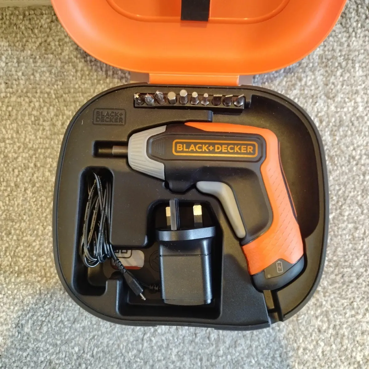Black & Decker Electric Screwdriver - Image 3