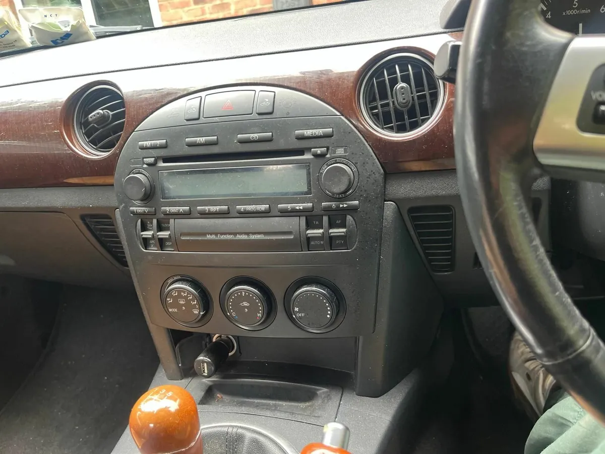 Mazda MX-5 2007 - Image 2