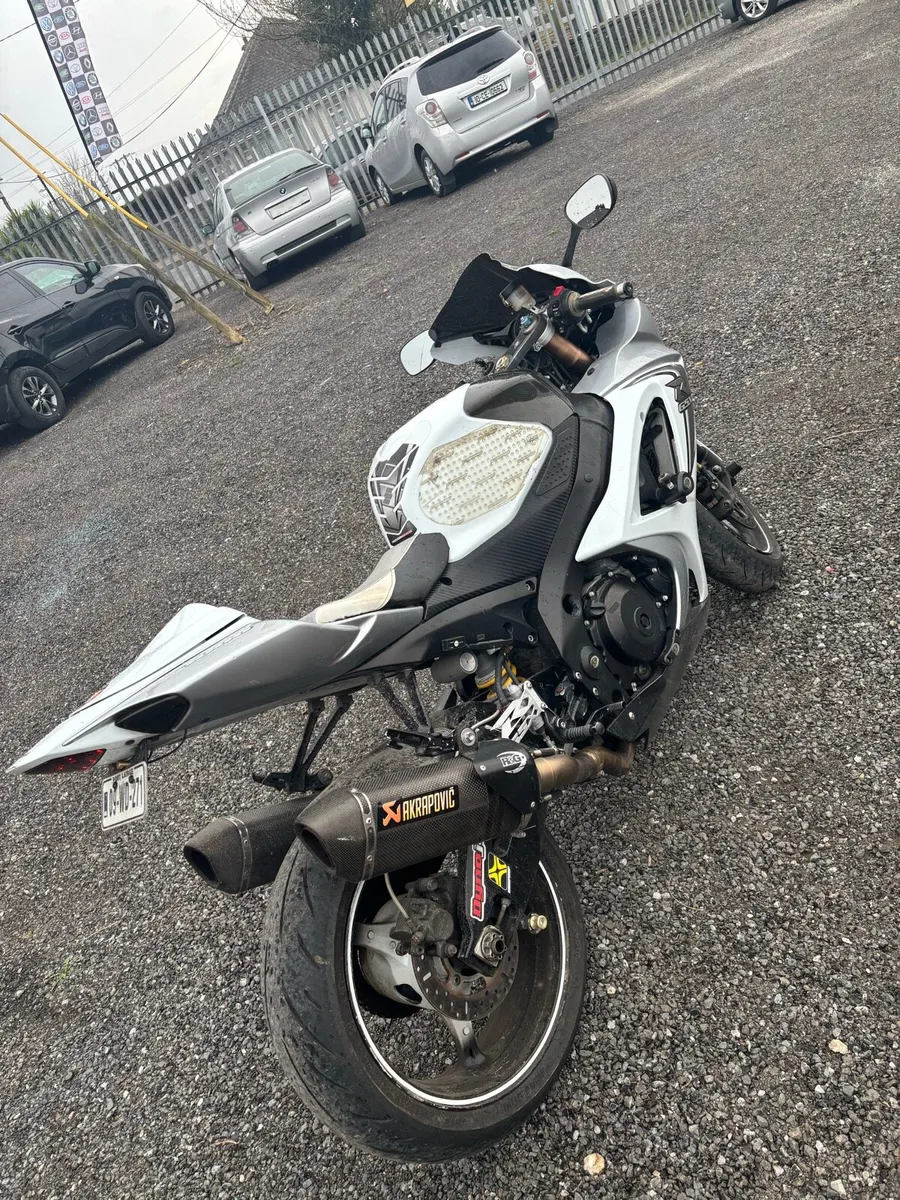 Gsxr k9 1000cc limited addition - Image 2