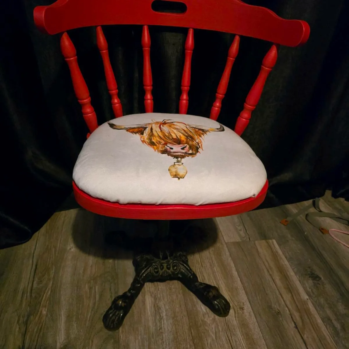 Swivel chair - Image 2