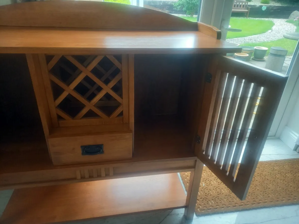Side board - Image 2