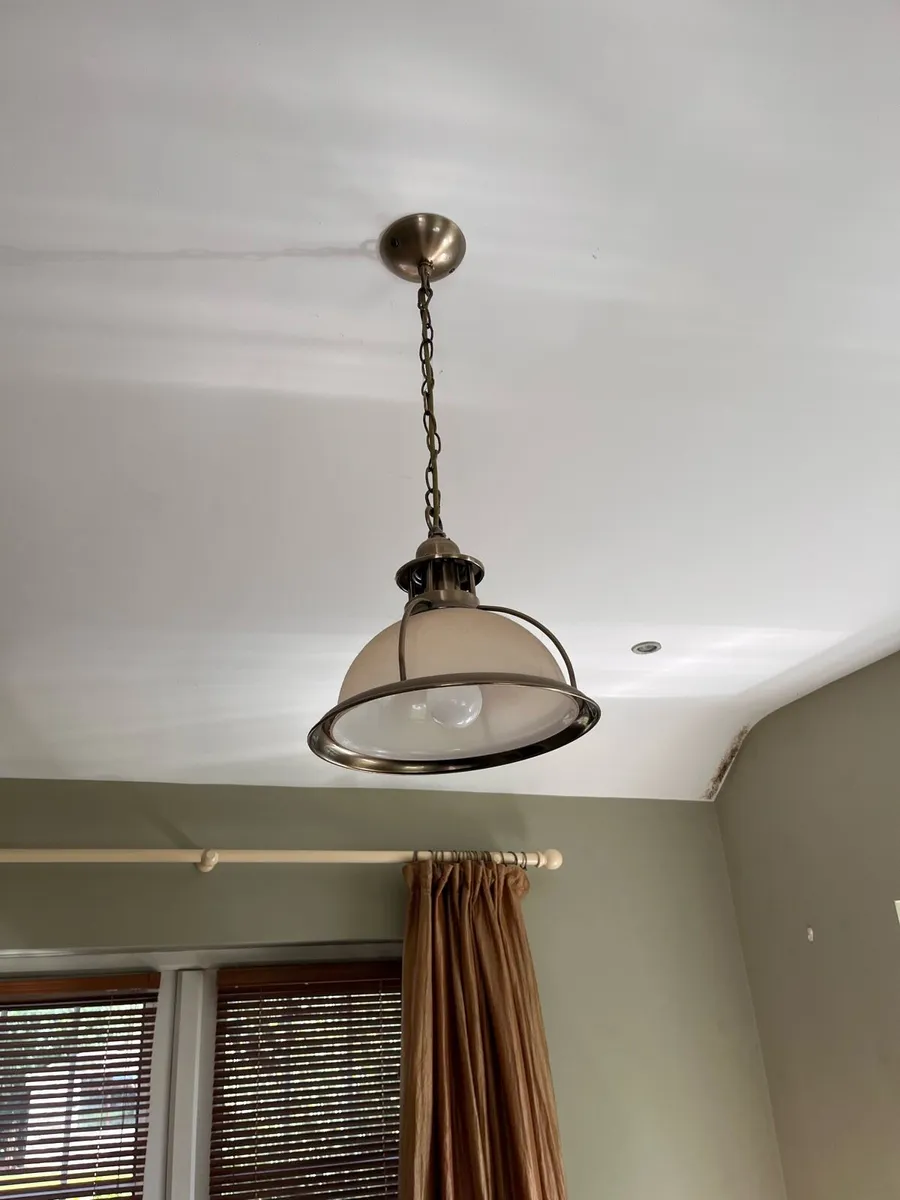 Light fitting - Image 3