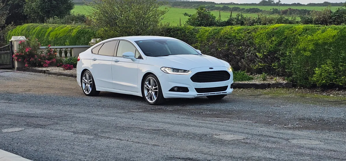 Ford Mondeo 2015 - Image 2