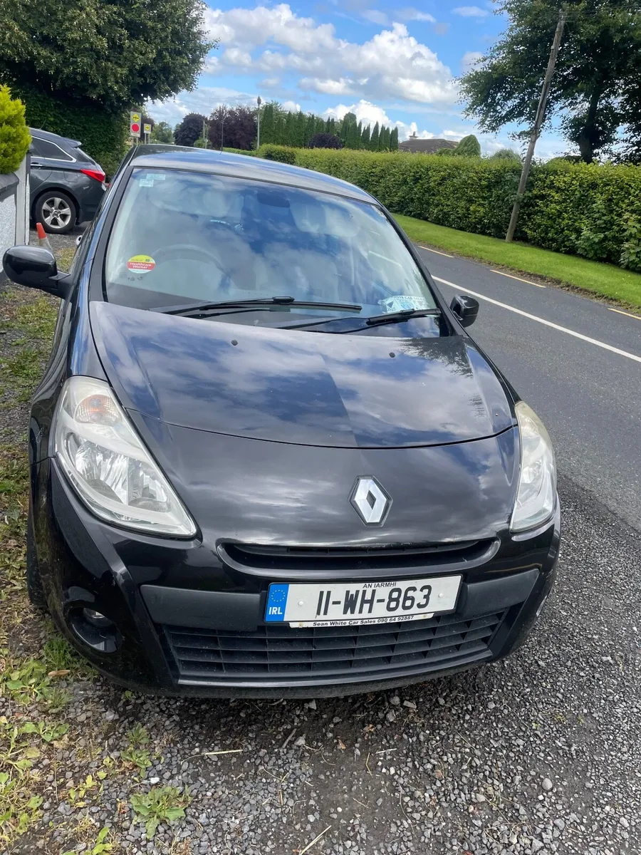 Renault Clio 2011 - Image 2