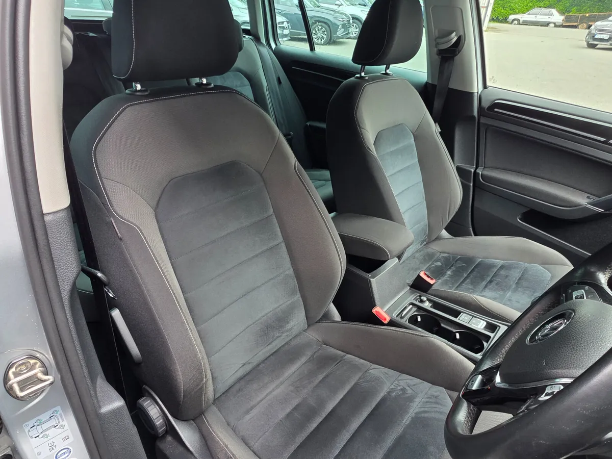 2014 Volkswagen Golf 1.4 TSI HIGHLINE AUTOMATIC - Image 4