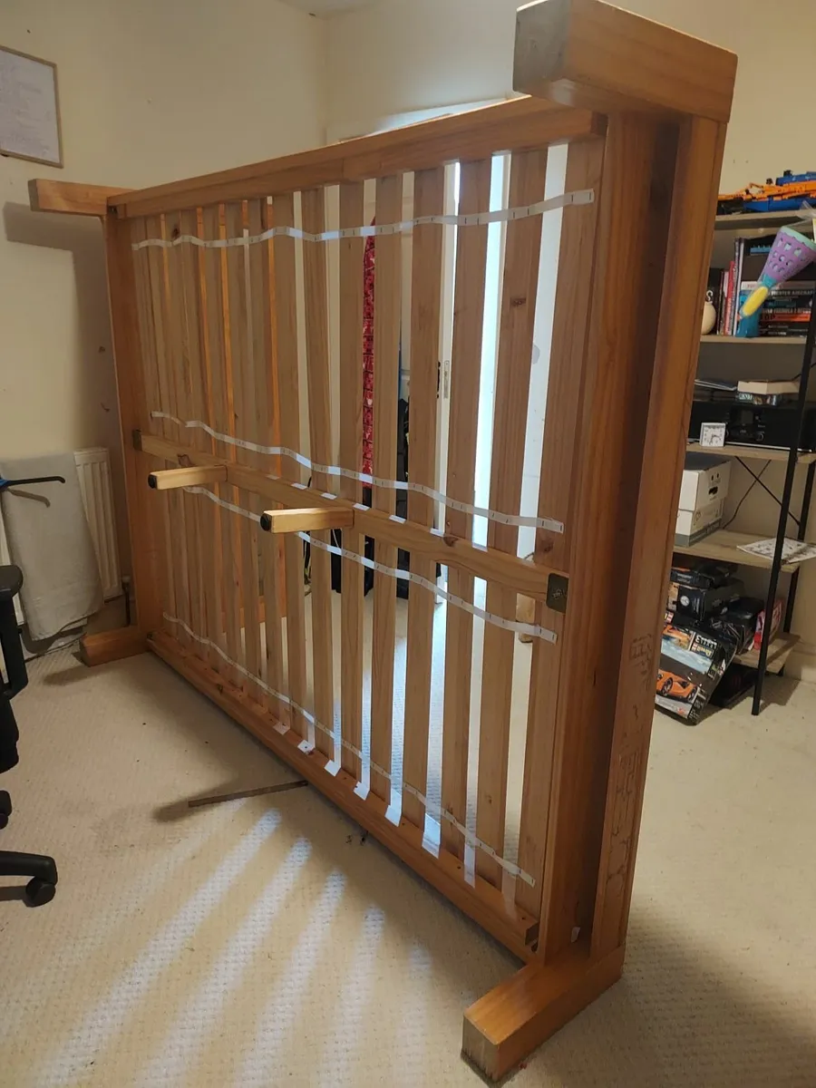 King bed frame - Image 3