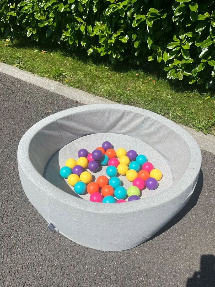 Baby Ballpit - Image 1